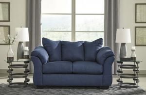 Darcy 75007 by Ashley Loveseat