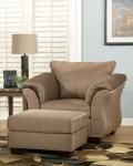 Darcy Collection 75002 Sofa & Loveseat Set