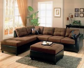 4 Pc. Sectional Living Room Package With 32" HDTV